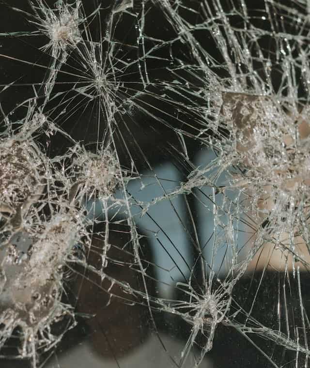Broken Mirror Dream