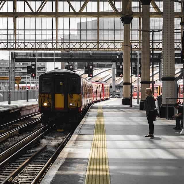 Train Situations that Appear in Dreams
