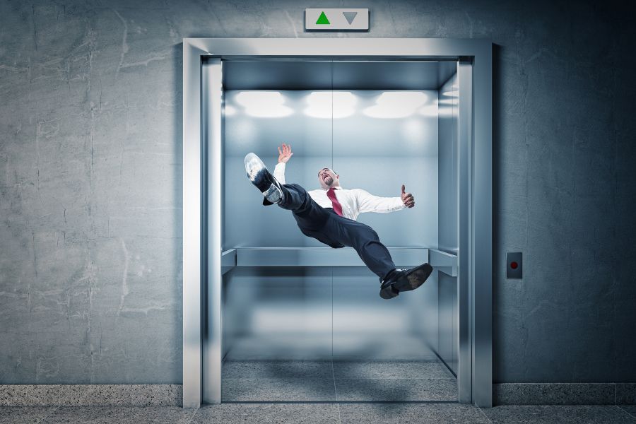 falling elevator dream