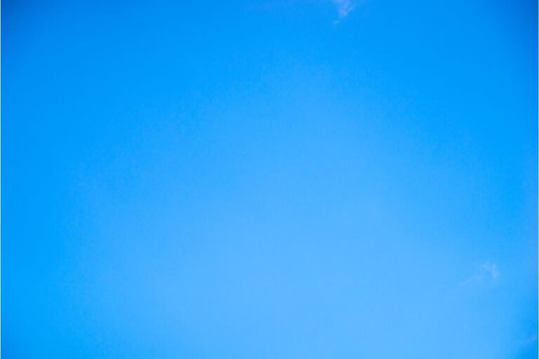 Dreaming of The Color Blue Meaning & Interpretation