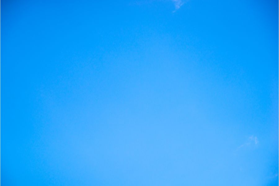 color blue in dreams