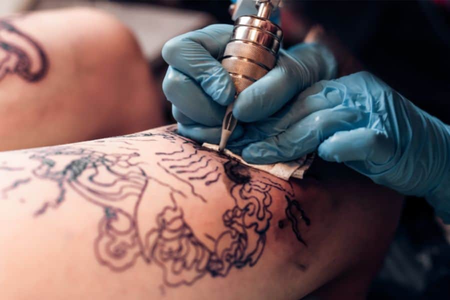 dream of getting tattoo