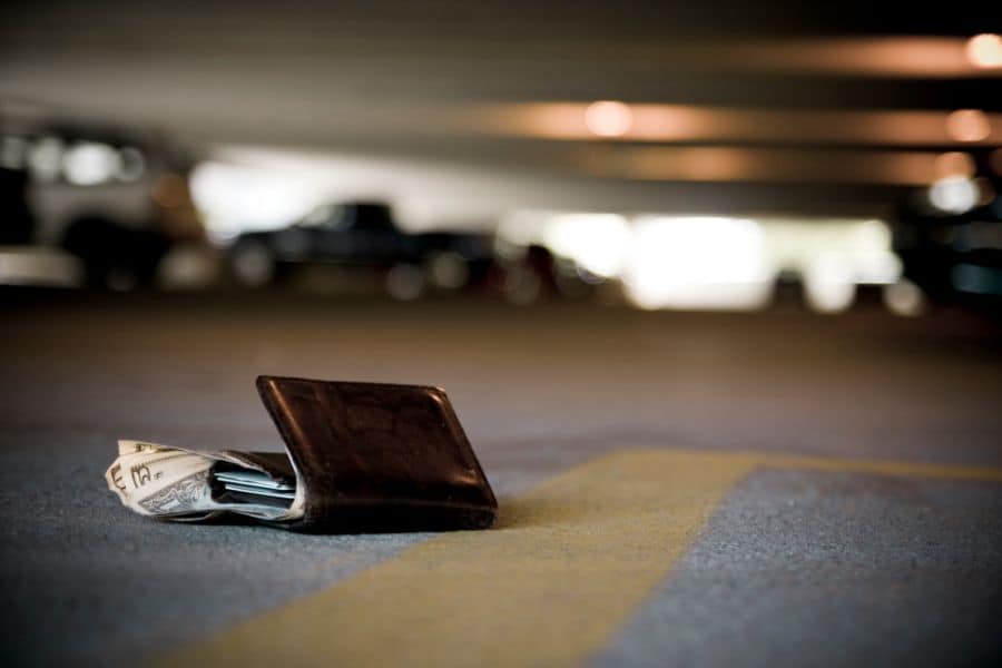 lost wallet dream