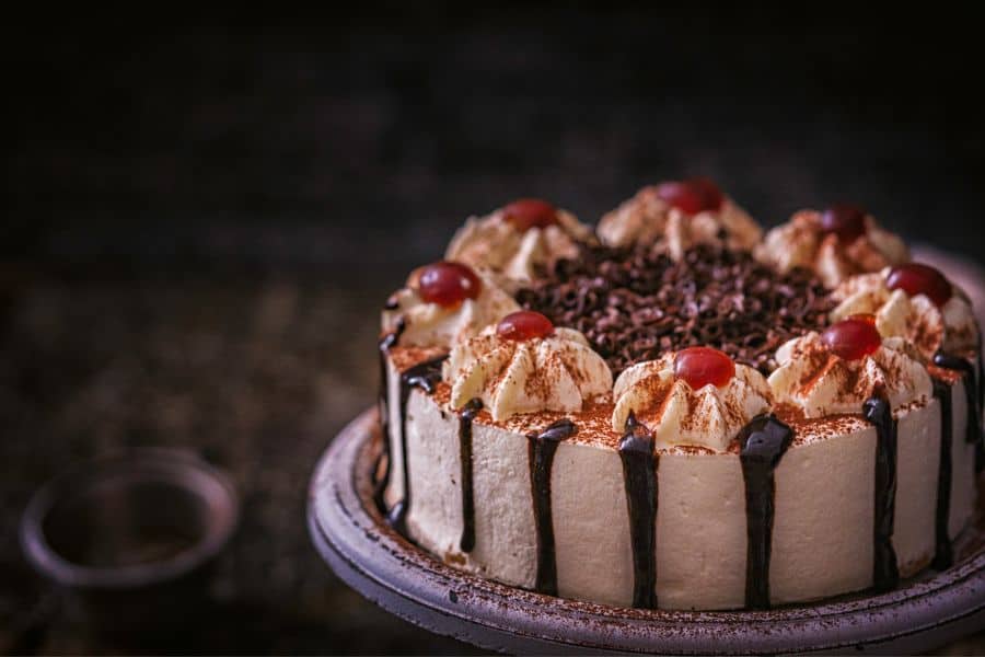 dream about cake