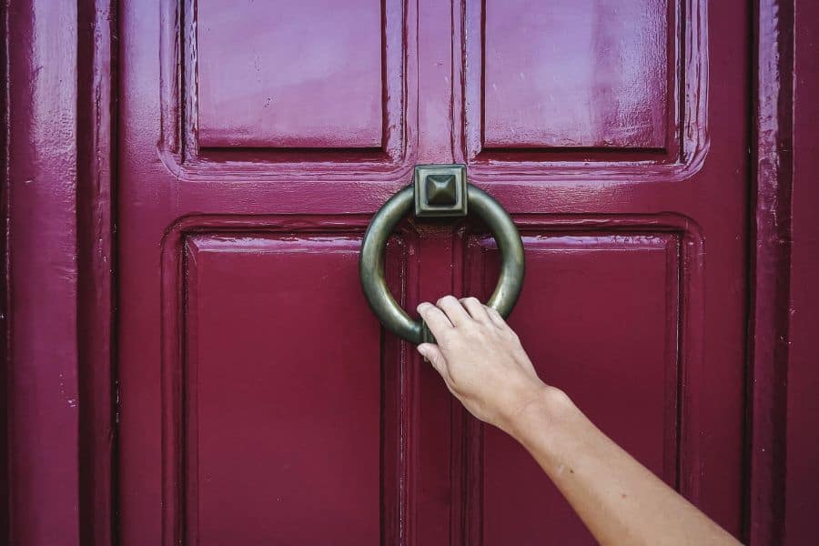 dream of knocking