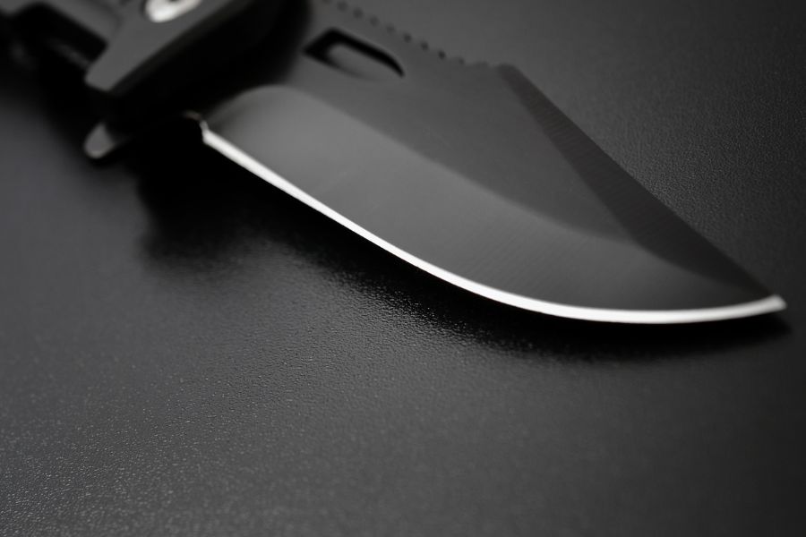 dream of knives