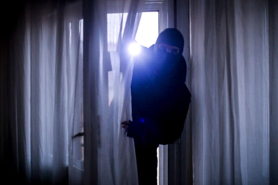 home invasion dream